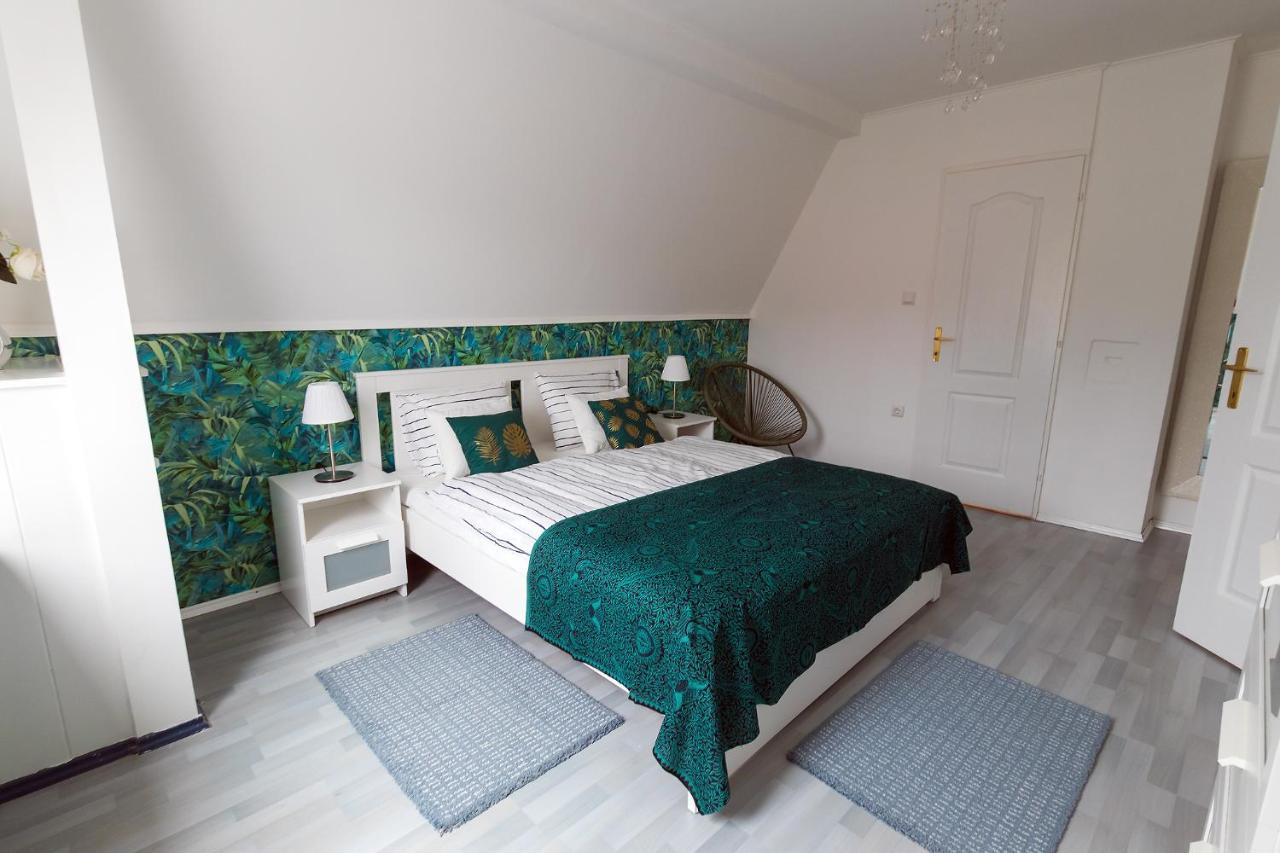 Hotel Ketpava Vendeghaz Igal Zewnętrze zdjęcie